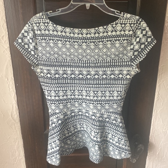 Anthropologie printed top - Picture 2 of 2